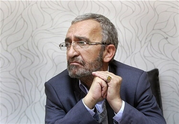 لزوم حفاظت از جوانان در برابر غارت عقلی